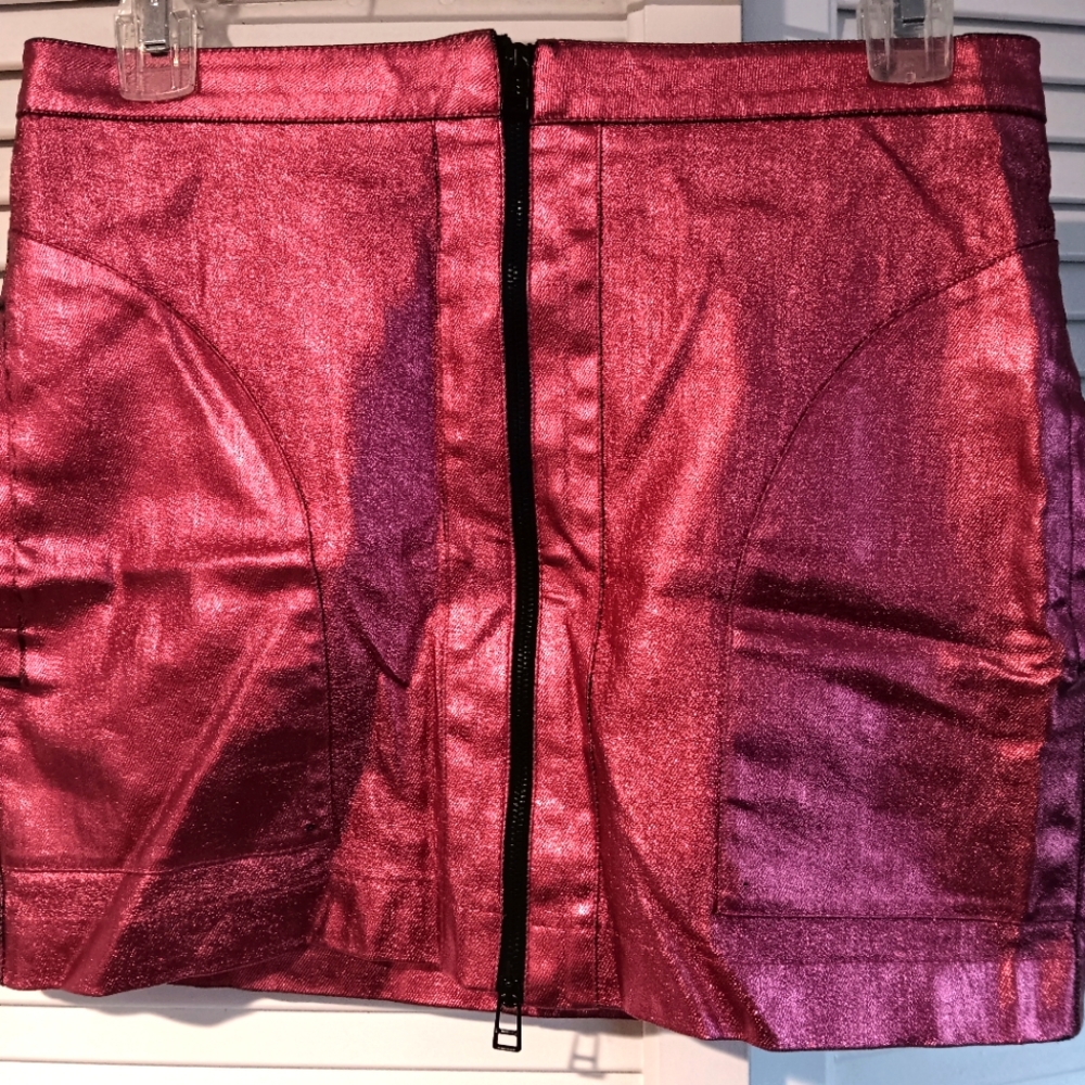 Metallic pink mini skirt